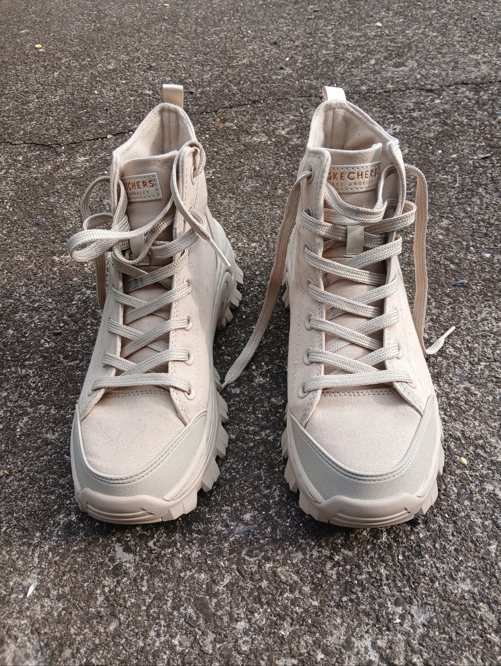 Skechers Cream Women's Size 8 Chunky Lace-Up Ankle Boots - Picture 5 of 8